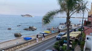 CASA NICOLE fronte mare