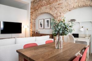 Castle Street Modern Apartments I cohost