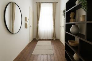 200m2 Eden Garden Apartment with Terrace & Garden