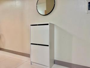 Bright Corner 2BR Suite with Bathtub Uptown BGC