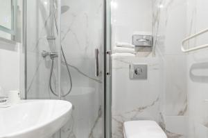 Hotel Riviera OPERA Cadet