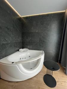 Aquamarine Luxury Apartment 290