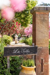 Château Saint Roux Le Luc-Le Cannet des Maures