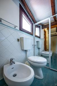 YD Florentine Charm & Comfort