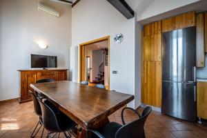 YD Florentine Charm & Comfort