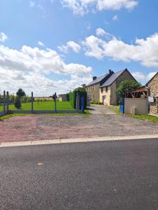 Maisons d'hotes Chambres Les Salles : photos des chambres