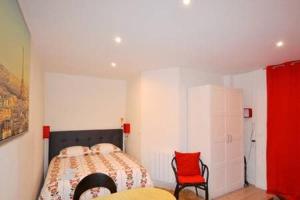 Cosy studio near Grand Boulevard