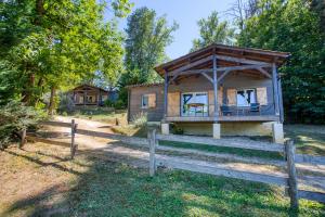 Chalets gite&spa privatif -le bois de la pause- : photos des chambres