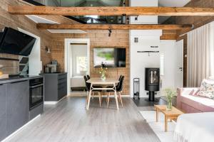 Himos Stonelake - two saunas and a hot tub