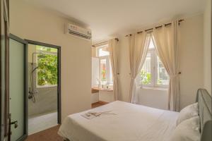 Stylish Luxury Villa 5 Bedrooms, Perfect for Families or Groups