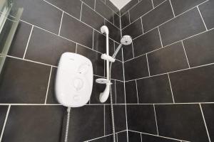 Belgrade Lodge Studio 4 - Parking, City Centre, Walk to West Orchard Shopping Centre