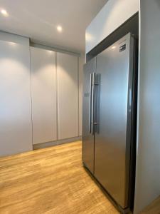 Serene Global Capetown Axis