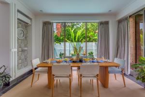 Casa Aurem - Luxury 4bhk villa with pool