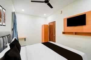 Super Townhouse Oak LB Metro Station Formerly Sunil Arcade