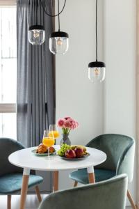 Brand New Smart House City Center