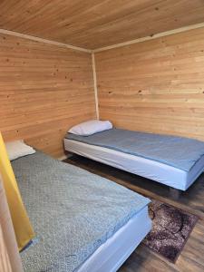 Domek GLAMPING 3 na polu namiotowym RADOŚĆ