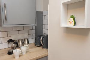 15 off weekly and off 20 Monthly - free parking