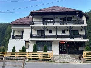 Pensiunea de la Rau Moieciu de sus