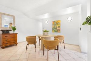 Letizia Lakes - Resort Style Living