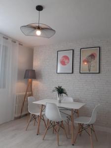 Appartements Appartement meuble et equipe bourg les Valence : photos des chambres