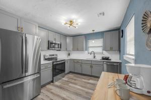 Confy and Cozy - Brand NEW Home