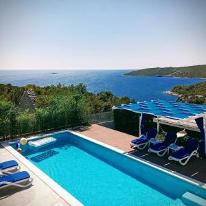 LUXURY VILLA ŠENTADA