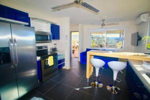 Dahlia Penthouse Beach Getaway, Stunning Views!