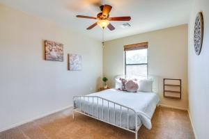 Southwestern Chic! Tucson Retreat with Private Patio