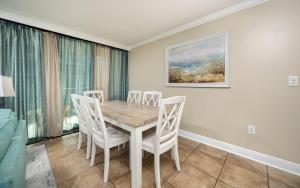 Island Winds West 470 condo