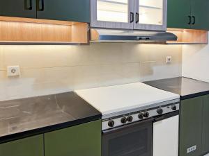 Large & Luxury Menteng Apt 3BR Pool, Gym Wi-Fi