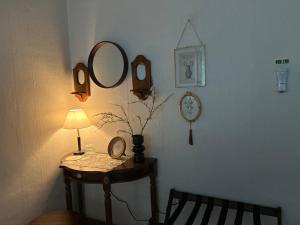 DongMyo Vibe 2BR Home, 4 Beds, 8 Guests