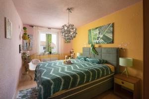 Holiday house Venus with Heated Pool and Hot Tub