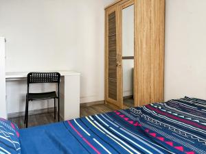 BEST View 2BR Apt Pluit Pool WiFi & Netflix