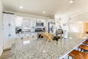 Lake View and Deck Group Getaway in Whitehall!