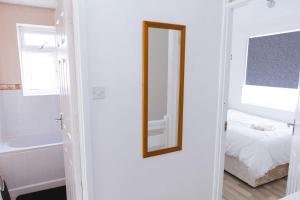 2BR House Near Excel, O2, City Airport, 3 DLR Lines