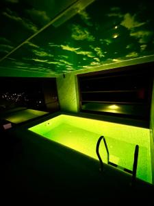 S-Penthouse