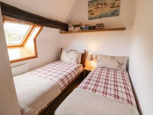 Cyffdy Cottage - Tegid