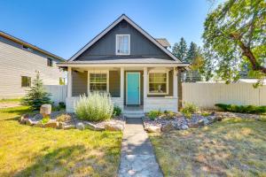 Downtown Coeur dAlene Home - Walk to Lakefront!