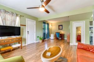 Downtown Coeur dAlene Home - Walk to Lakefront!