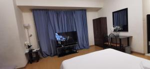 Caleze Properties AVANT at the Fort BGC Studio