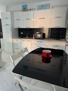 Zena Apartment Shkembi Kavajes