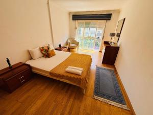 Luxury apartment next Lisbon centre, super well connected