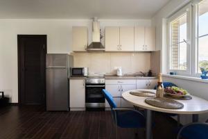 3 Apartment Between Two Lakes