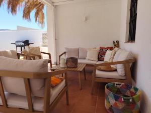 La casita del desierto, cortijo para 7 personas con piscina privada