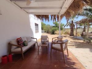 La casita del desierto, cortijo para 7 personas con piscina privada
