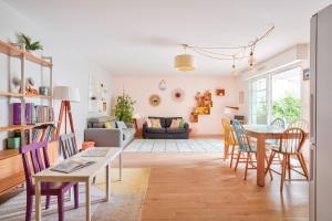 Grand et charmant appartement familial, 3 chambres, et moderne avec grand jardin et parking privatif aux portes de Paris