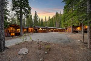 Big Chief River Retreat-Located on Truckee River