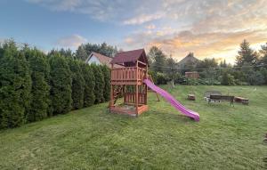 3 Bedroom Amazing Home In Parzensko