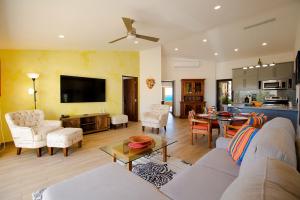 Beach & Oceanfront Terrasol Condo, 2 Pools & Patio