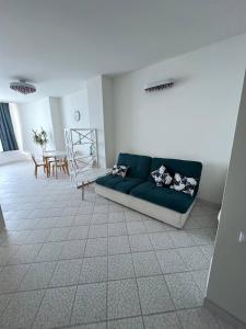 Apartment in Sea Symphony